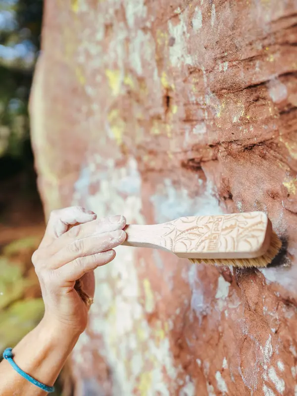 Chalk Brush Dirty Hairy – Bild 5