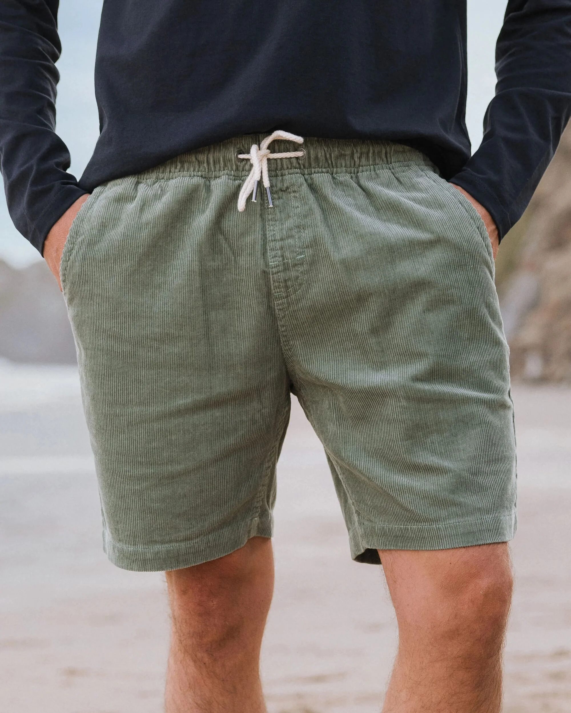Drifter Cord Short 2.0 - Pistazie – Bild 2