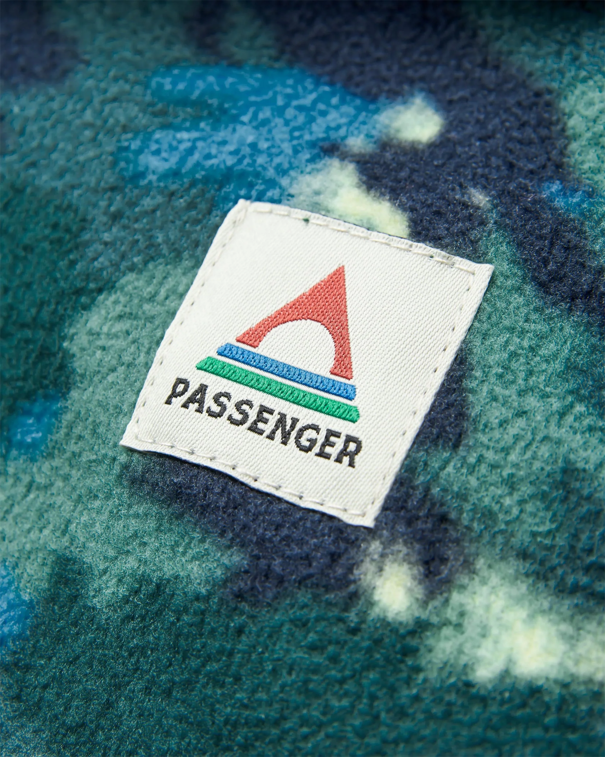 Adrift Polarfleece - Alpin Camo Regenwald – Bild 9