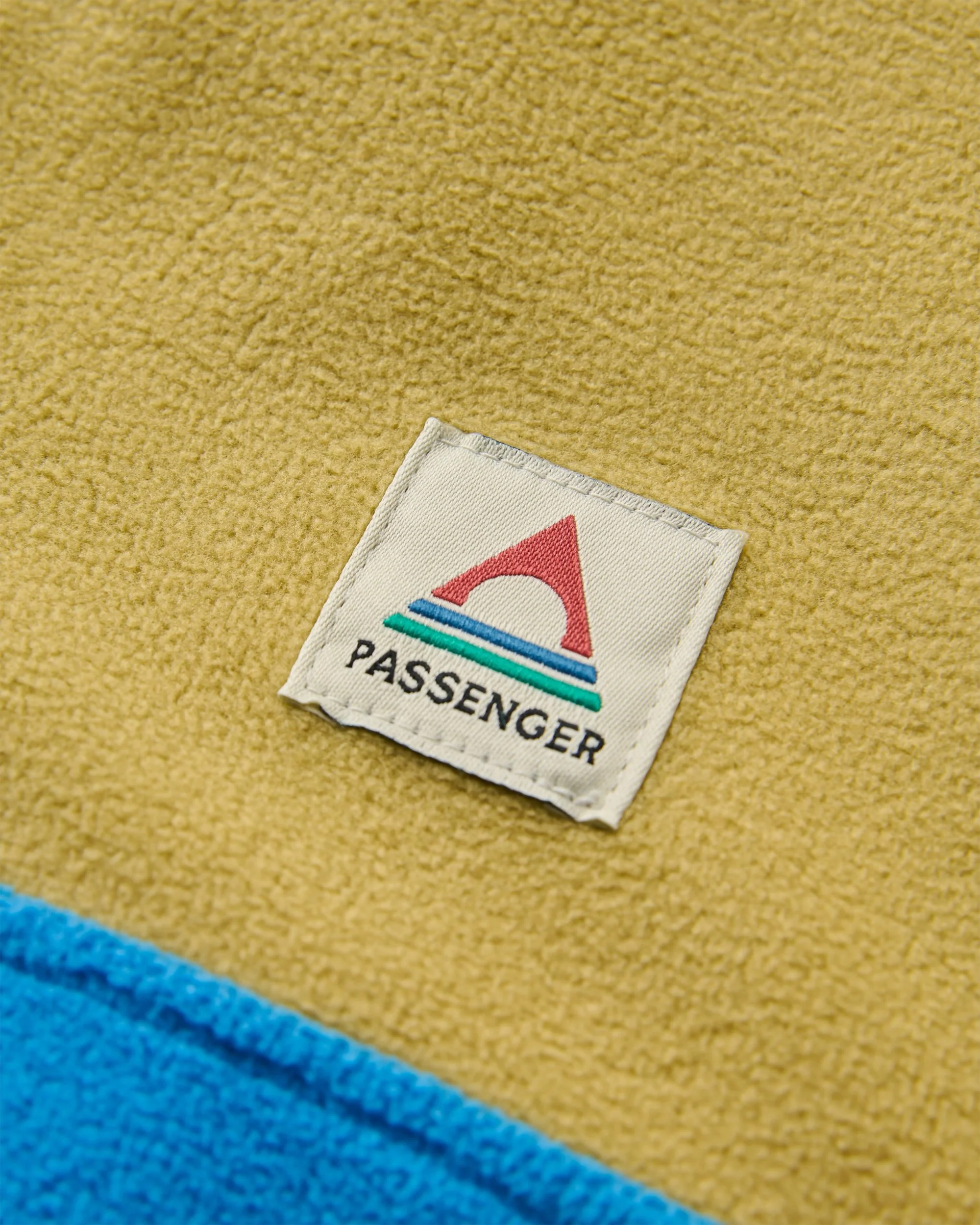 Set Off Reversible Polartec Fleece Top - Warmes Beige/Marineblau – Bild 4