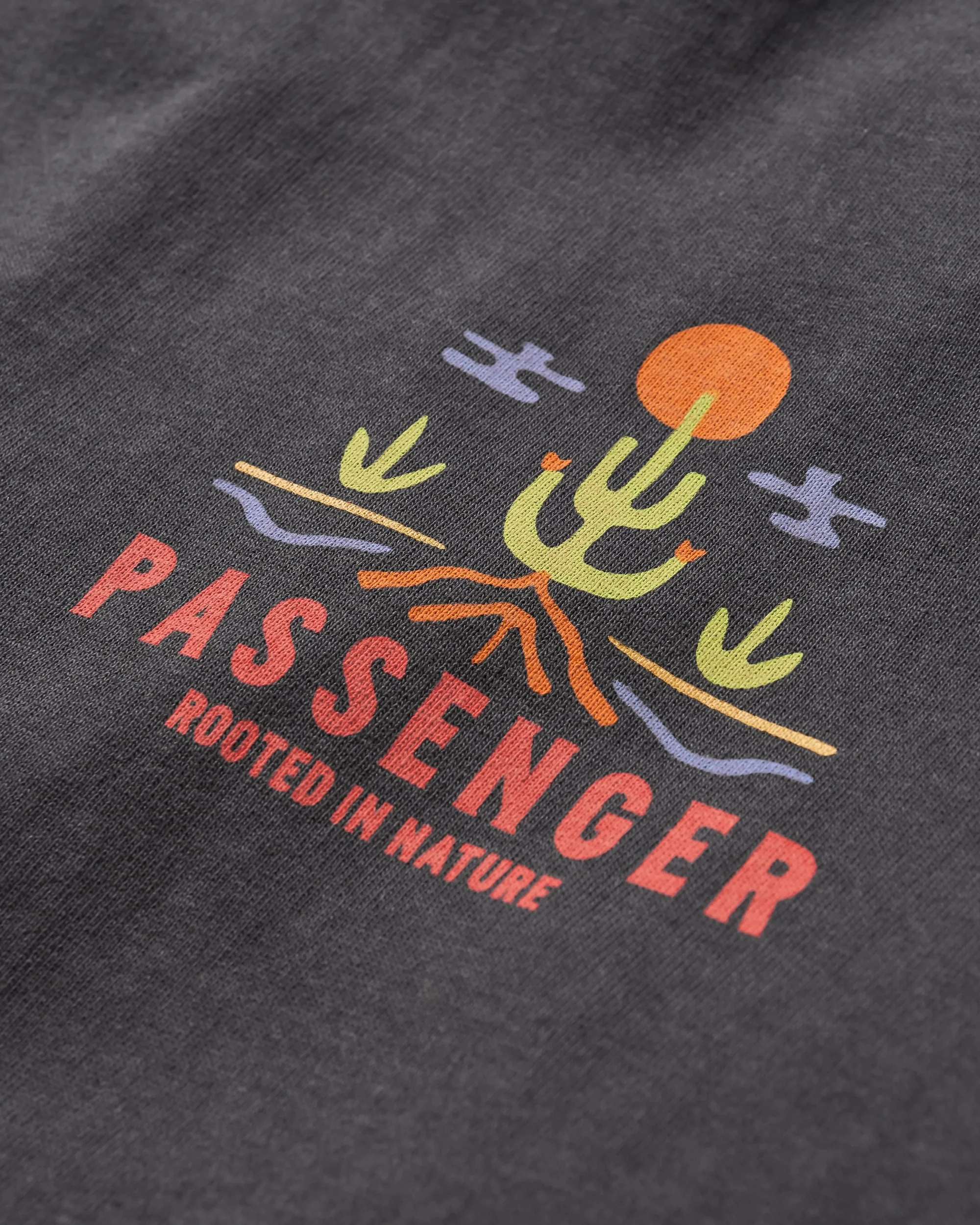 Planted Baumwoll-T-Shirt - Schwarz – Bild 8