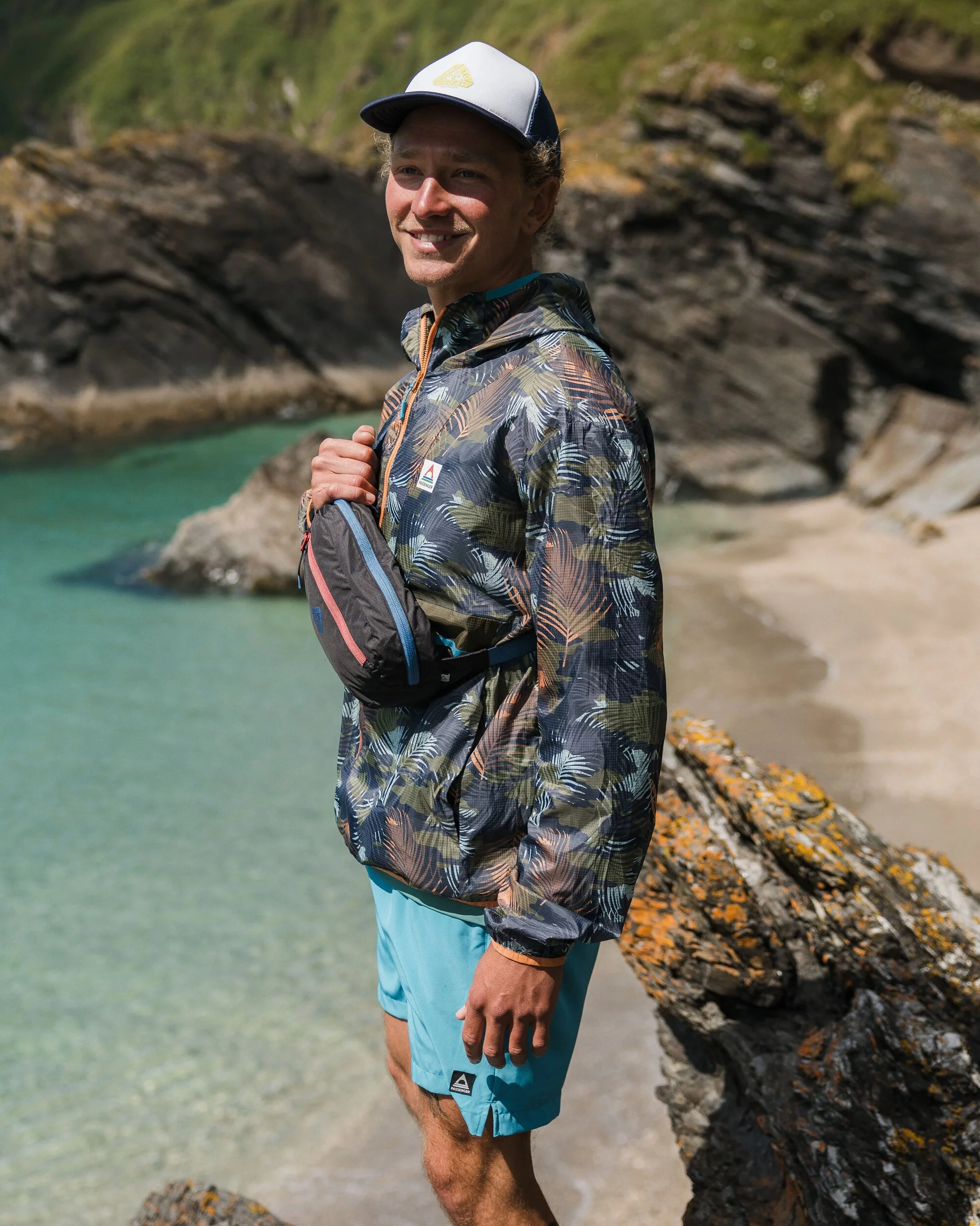 Gusto Windshell Anorak - Palm Camo Aprikose – Bild 4