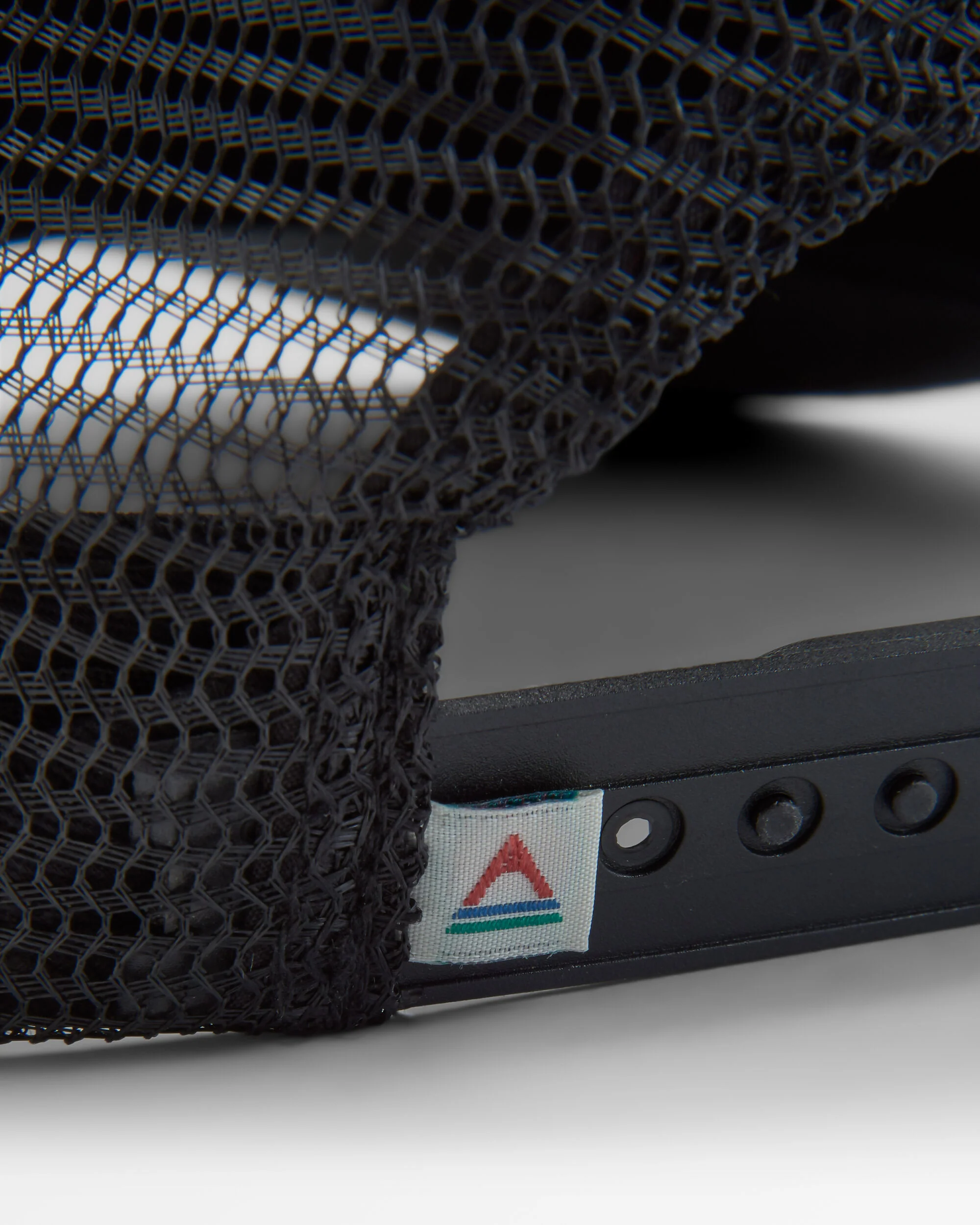 Core Bio-Baumwoll Trucker Cap - Schwarz/Weiß – Bild 6