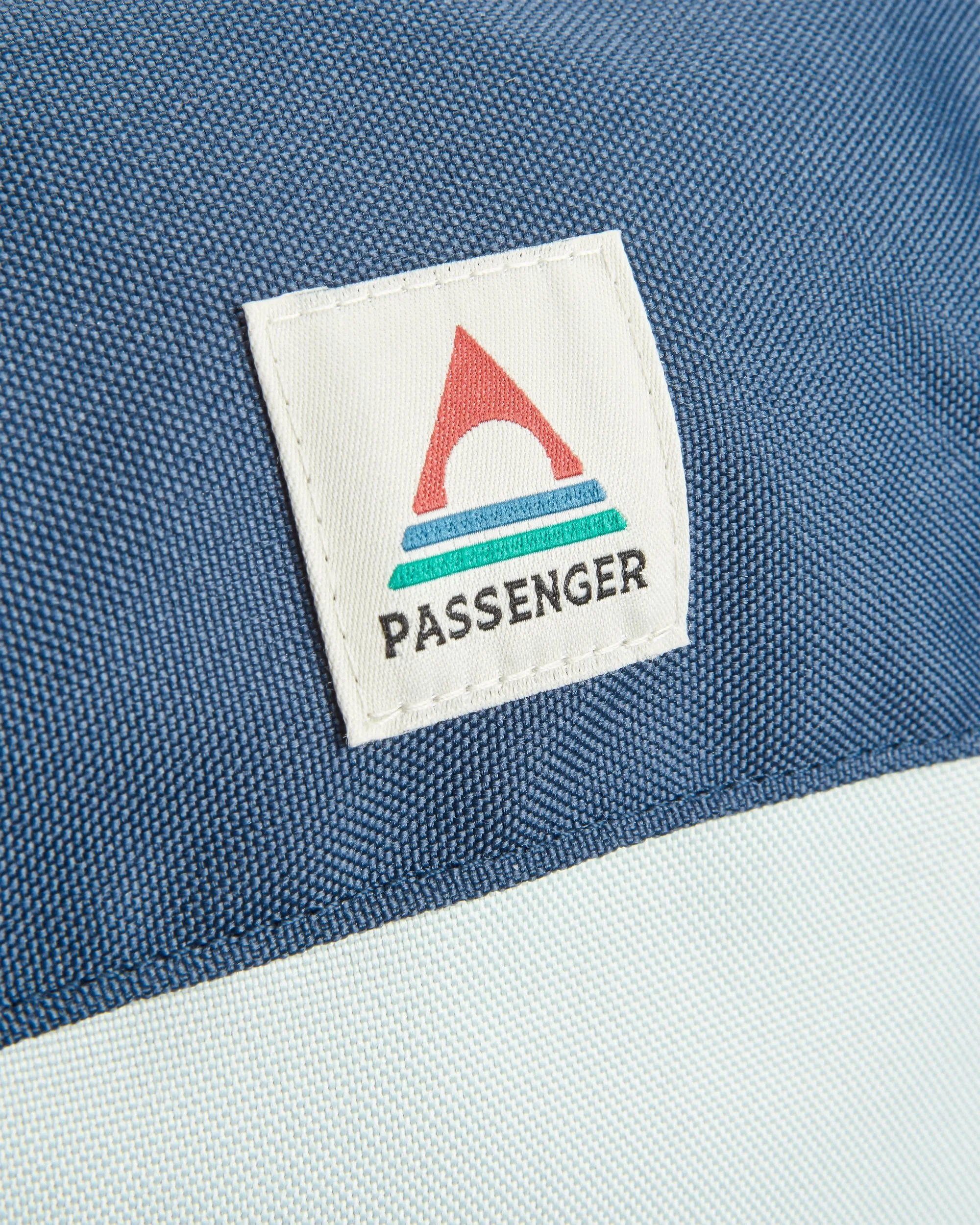 Boondocker 32L Rucksack - Tiefes Marineblau/Brandungsspray/Mondlichtblau – Bild 7