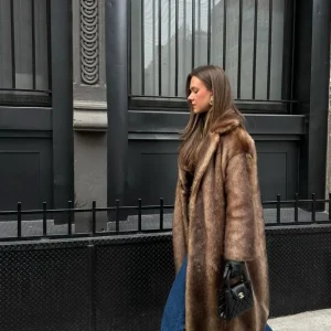 Langen Damen Pelzmantel