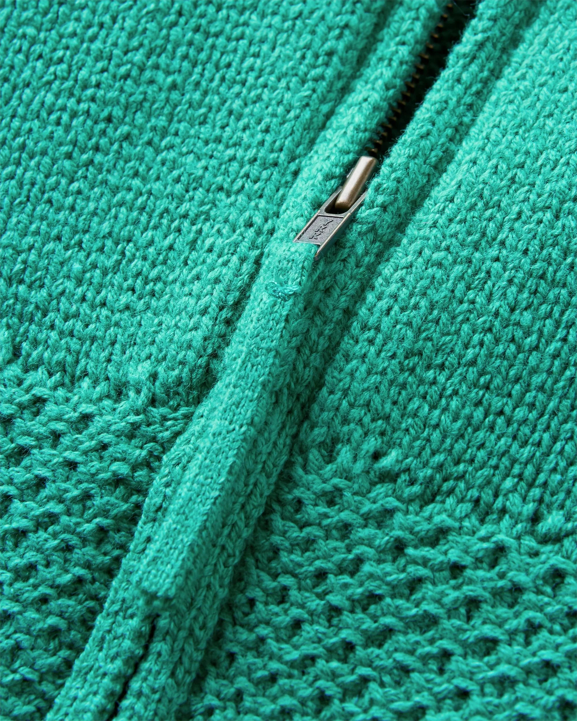 Cove Strickjacke mit Reißverschluss aus Bio-Baumwolle - Grünsee – Bild 7
