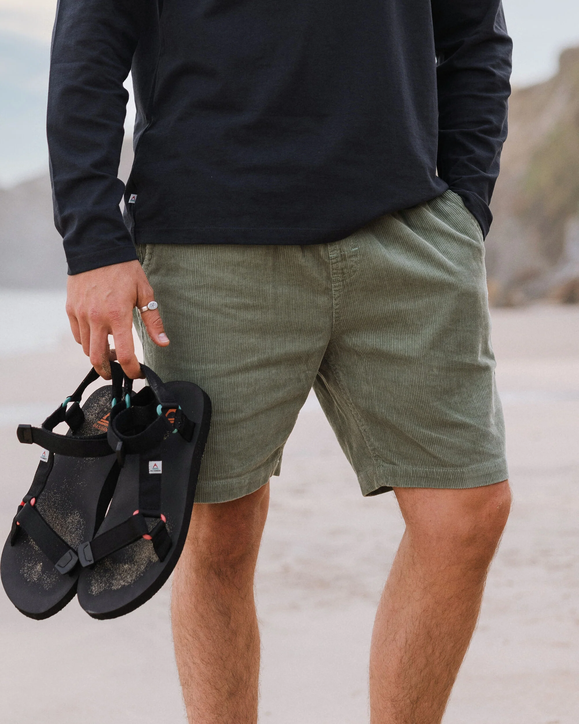 Drifter Cord Short 2.0 - Pistazie – Bild 4