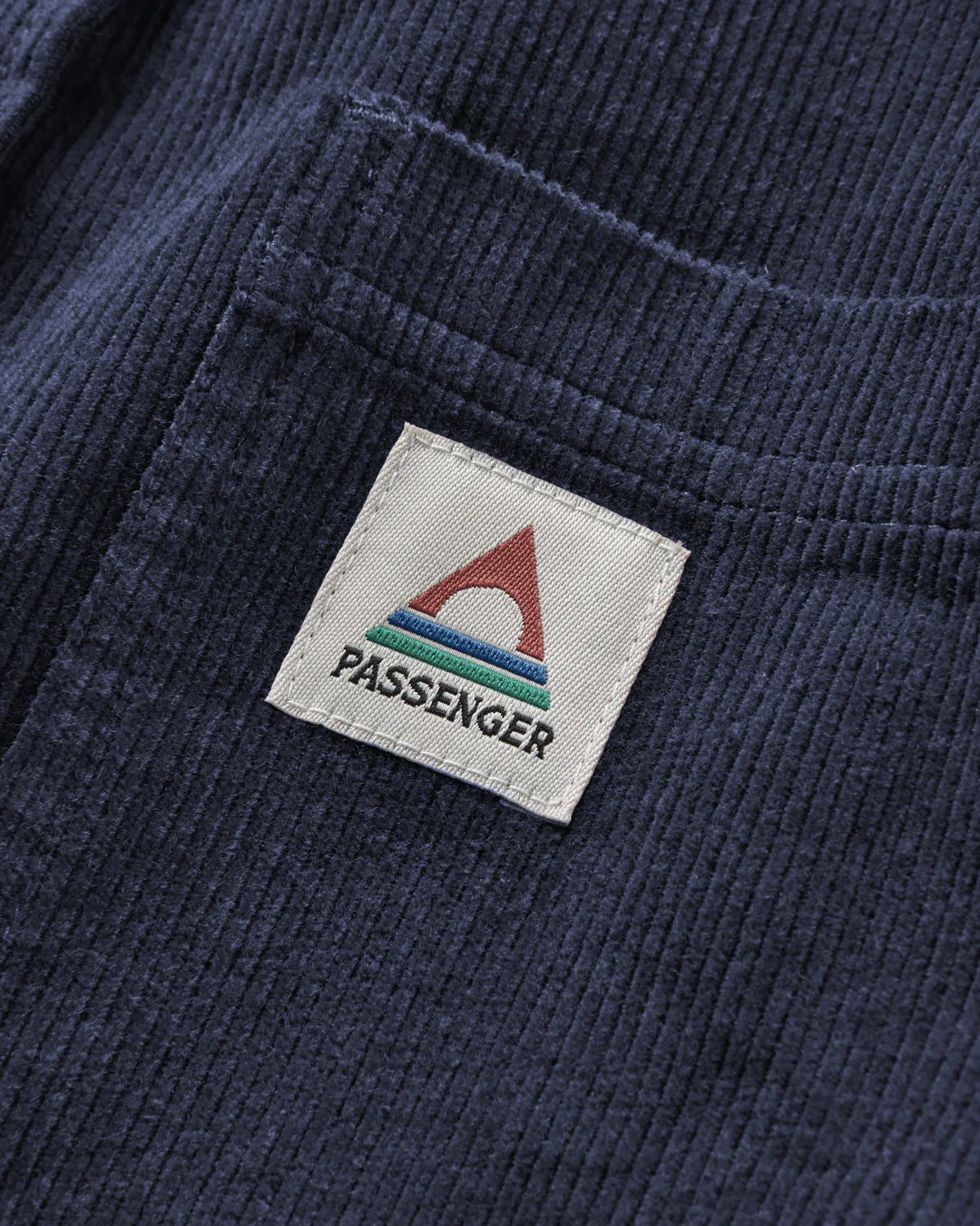 Backcountry Cordhemd - Tiefes Marineblau – Bild 4