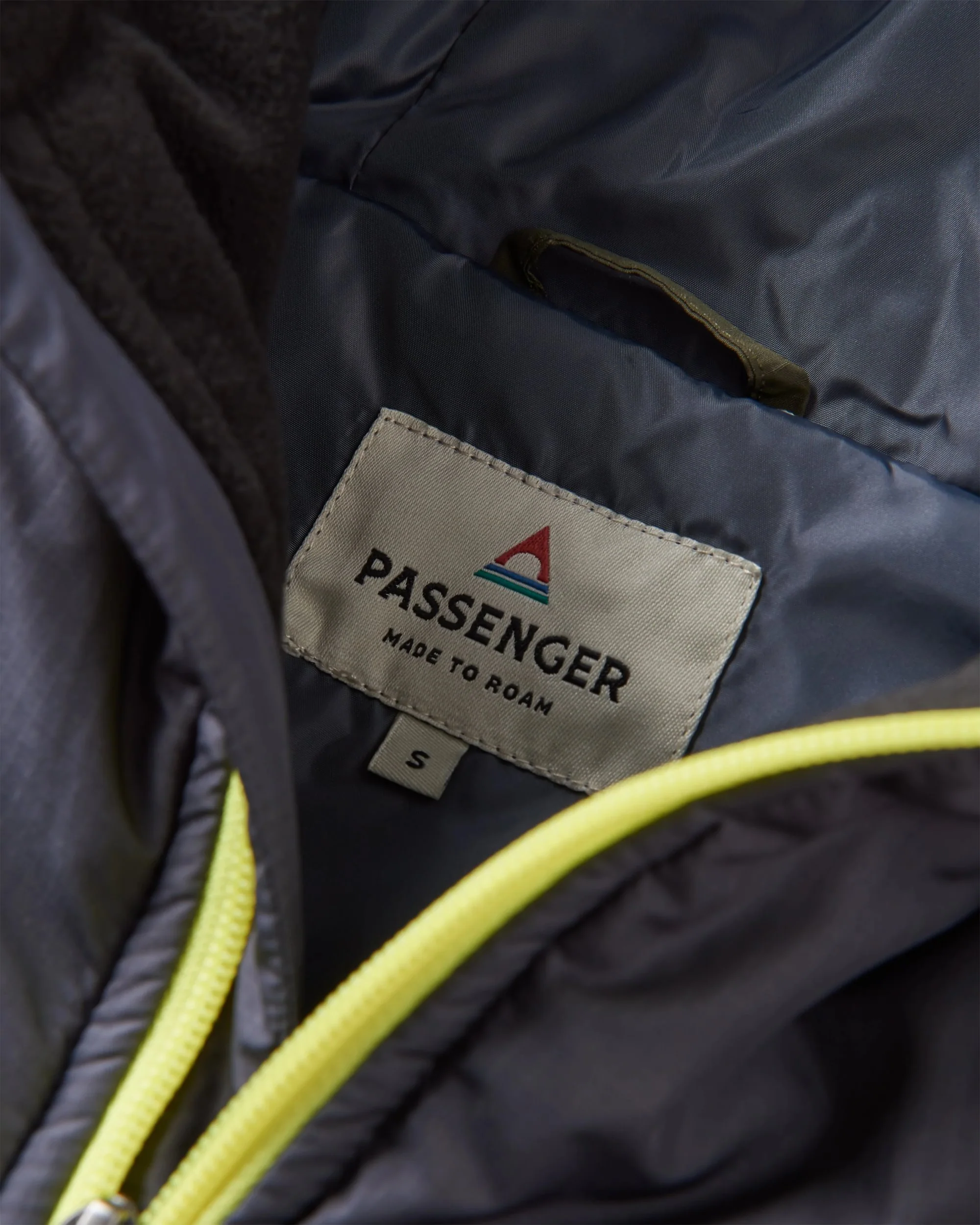 Ocean isolierte 1/2 Zip Jacke - Staubige Olive – Bild 8