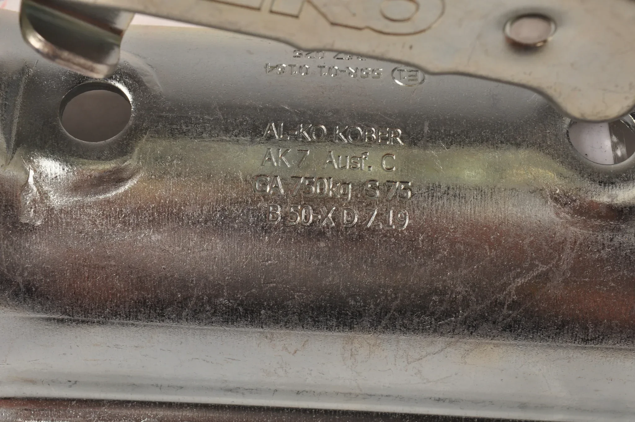 AL-KO AK7-C - 70 mm rund - 750 kg - ungebremste Kugelkupplung – Bild 5