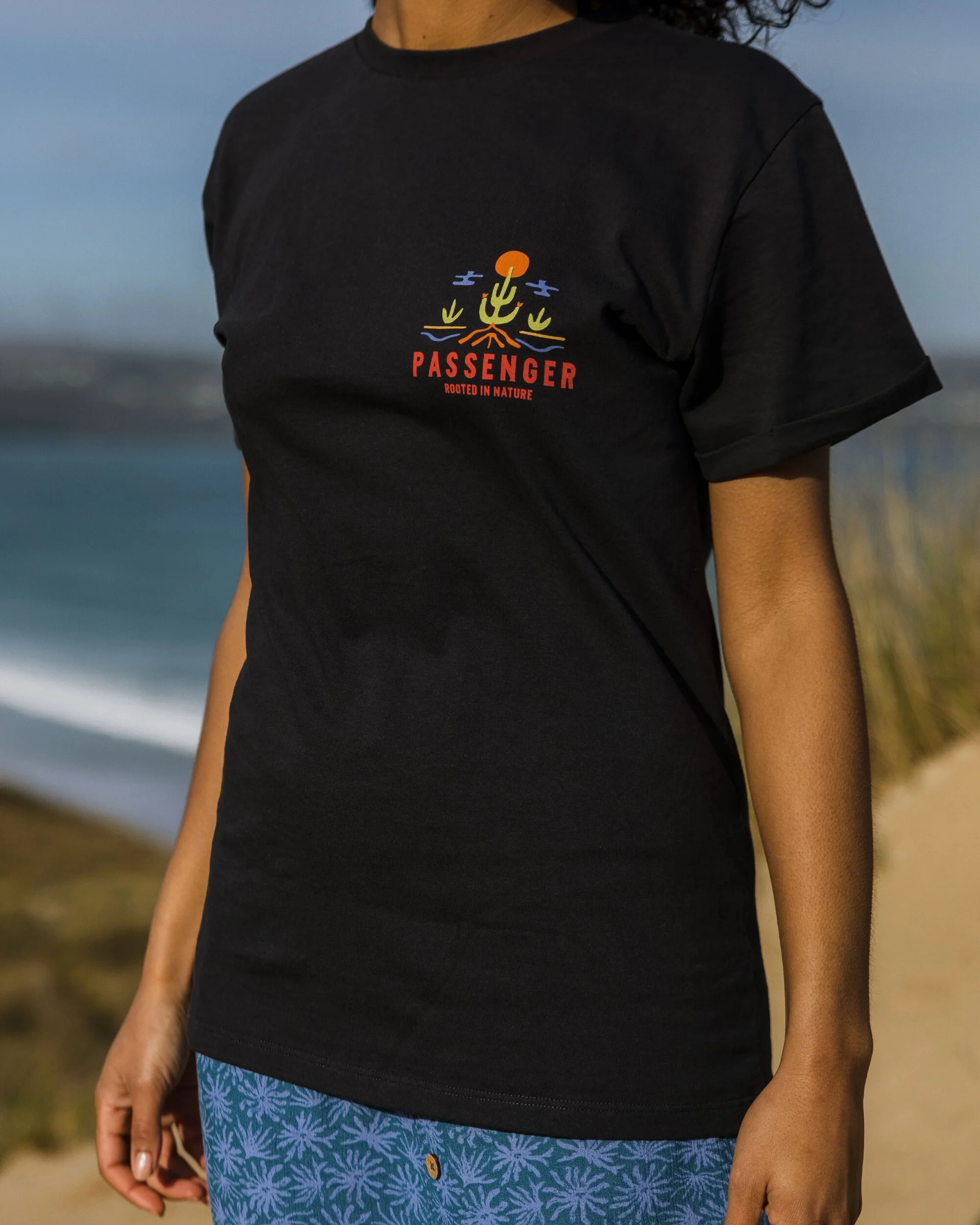 Planted Baumwoll-T-Shirt - Schwarz – Bild 4