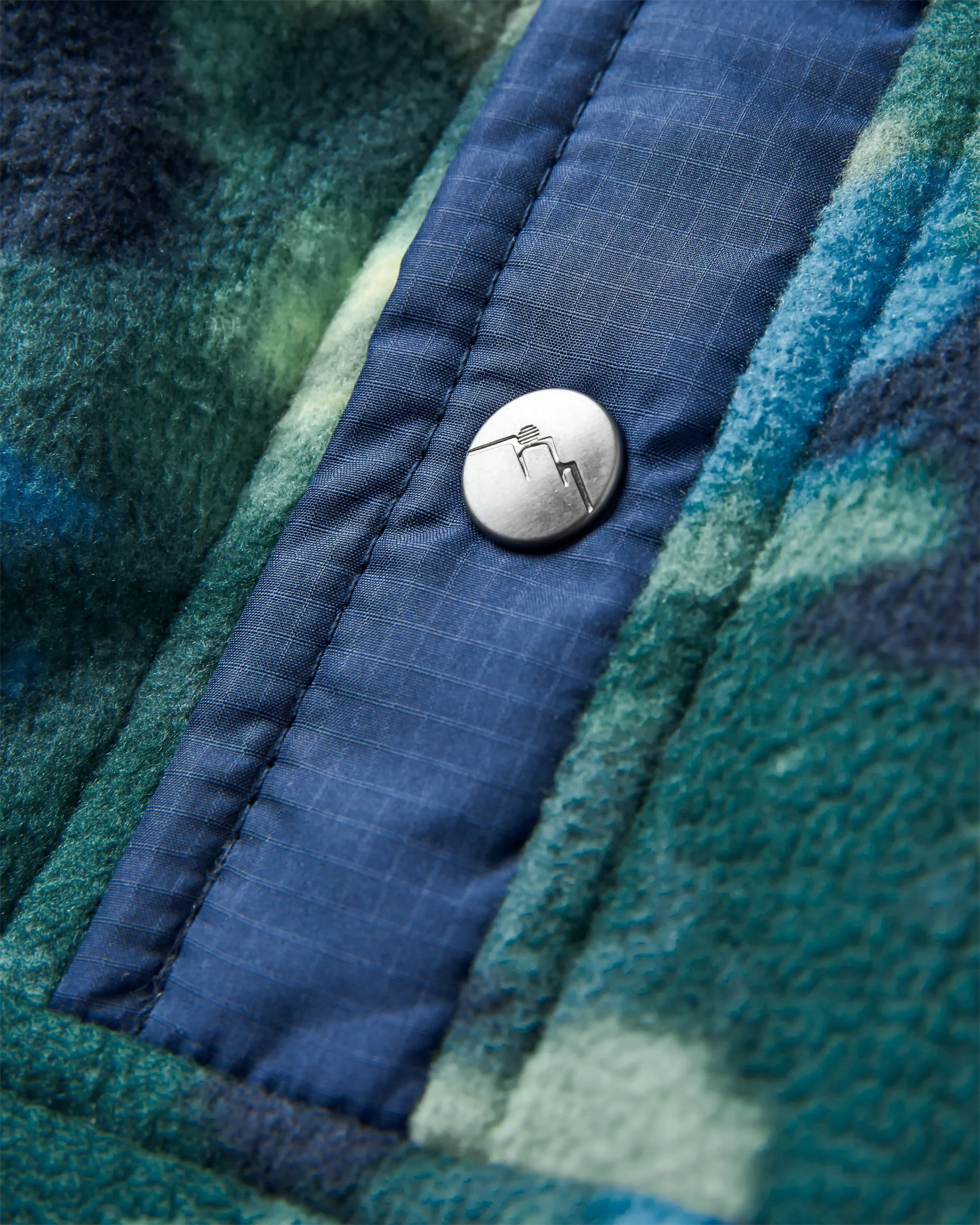 Adrift Polarfleece - Alpin Camo Regenwald – Bild 8