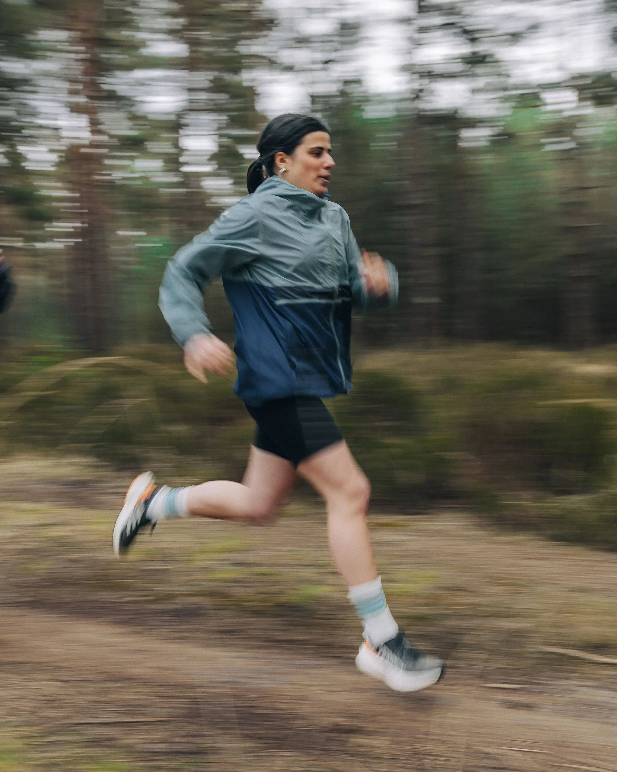 Viento Windjacke - Pistazie/Dunkelblau – Bild 4