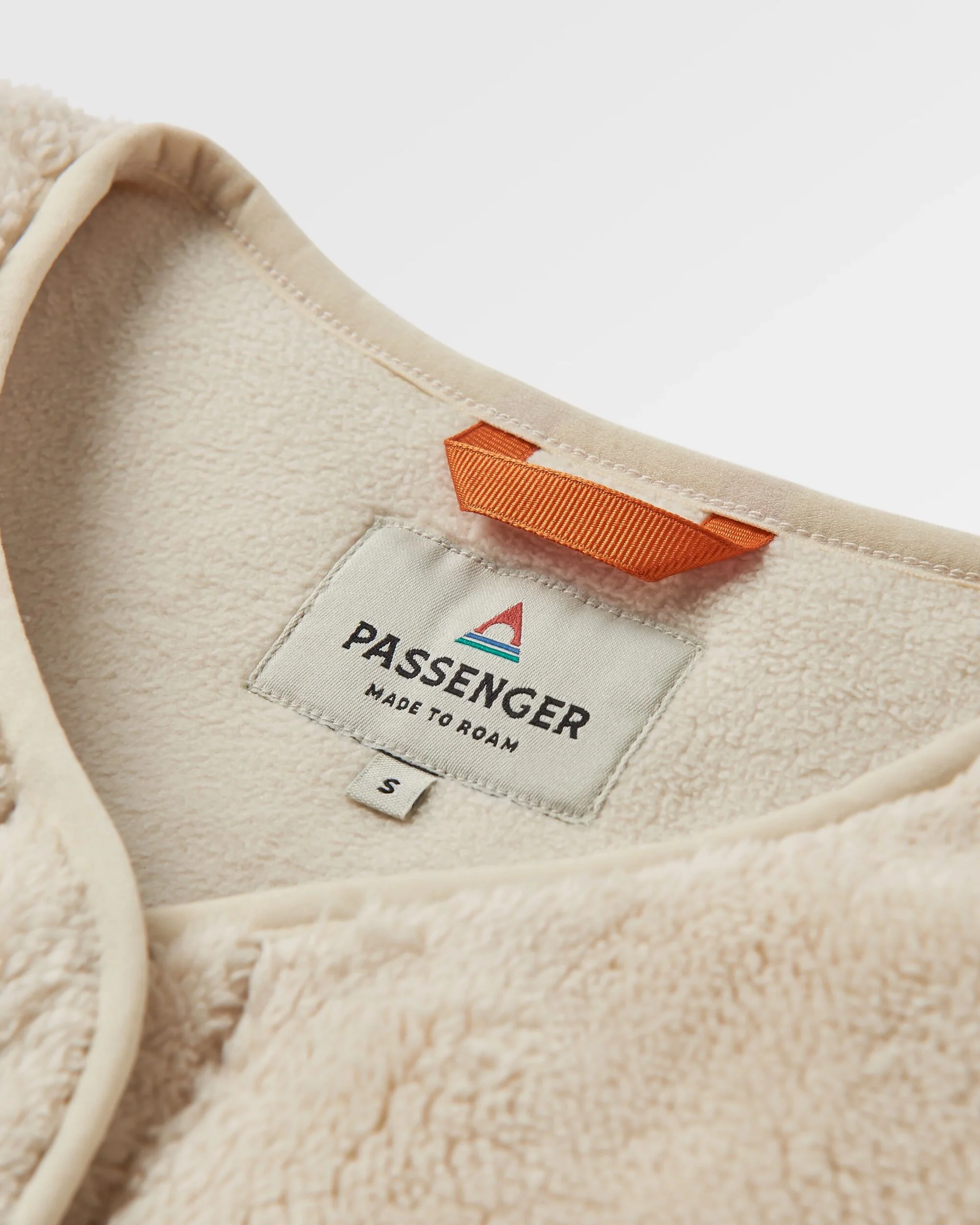 Iris Fleecejacke ohne Kragen – Hafer – Bild 7